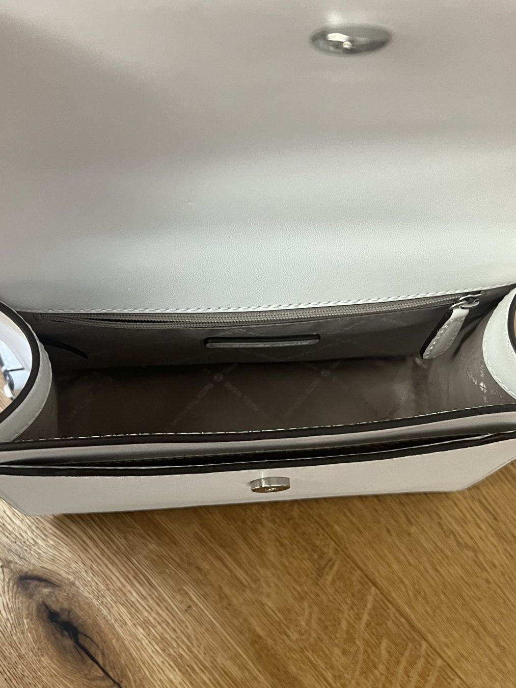 Michael Kors Taschen für Damen: Michael Kors Umhängetasche weiss – Neu (gemäss Beschreibung) aus Klosters von jasmin-91 3