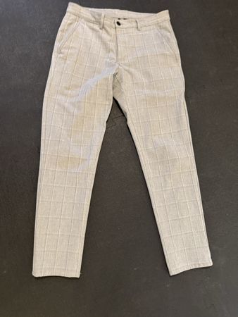 Zara Herrenhose kariert – EUR 40 (US/MEX 31) – Slim Fit