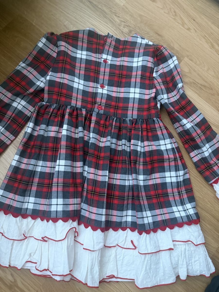 Kleider & Röcke: Dress Size 116, Winter Long Sleeve – Gebraucht aus Zürich von Bybyana 1