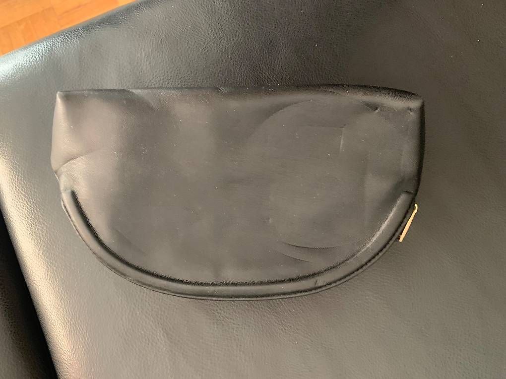 Trousses de maquillage: Chanel Beauté Nécessaire – Neuf avec emballage d'origine à Bern par Nici2210 1