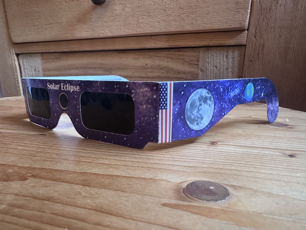 Lunettes & Verres: Lunette éclipse avec drapeau américain stylé – Neuf (Voir description) à St-Martin FR par kil_8q8l