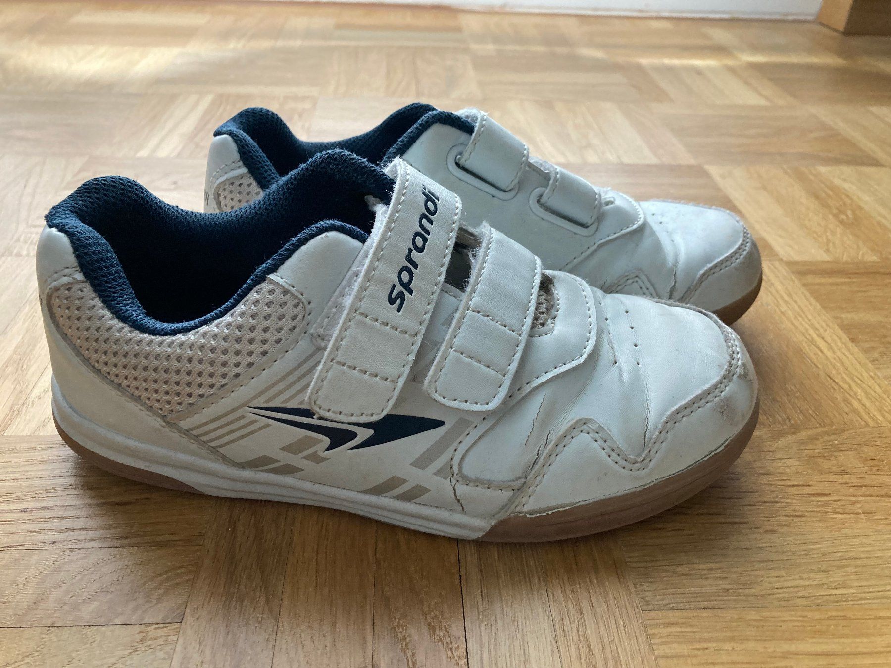 Scarpe per ragazzi: Sprandi Sneaker Klettschuhe Gr. 31 – Usato da Winterthur venduto da nelead