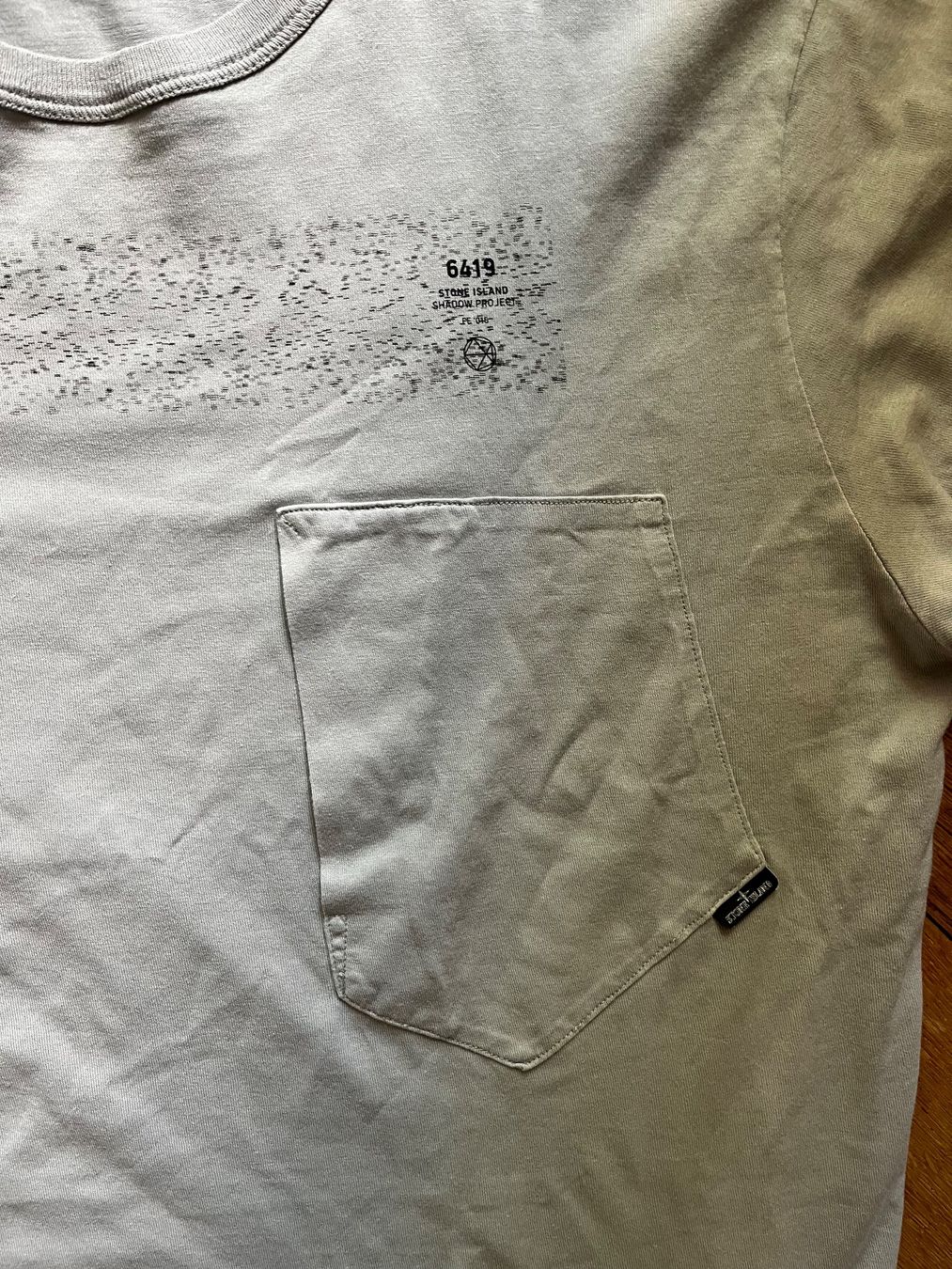 Stone Island T-shirt: Stone Island x Shadow Project T-shirt – Usato da LAUSANNE venduto da PUMPERNICKEL3 3