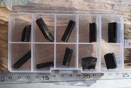 Turmalin  Spitzen   Schörl    Set: 10 x Stück in Box