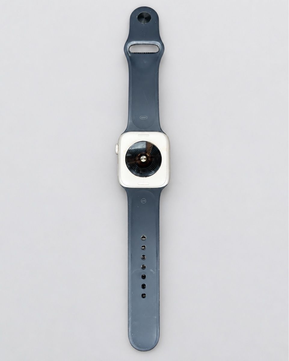 Apple Smartwatch: Apple Watches SE – Usato da Rain venduto da Salzine 1