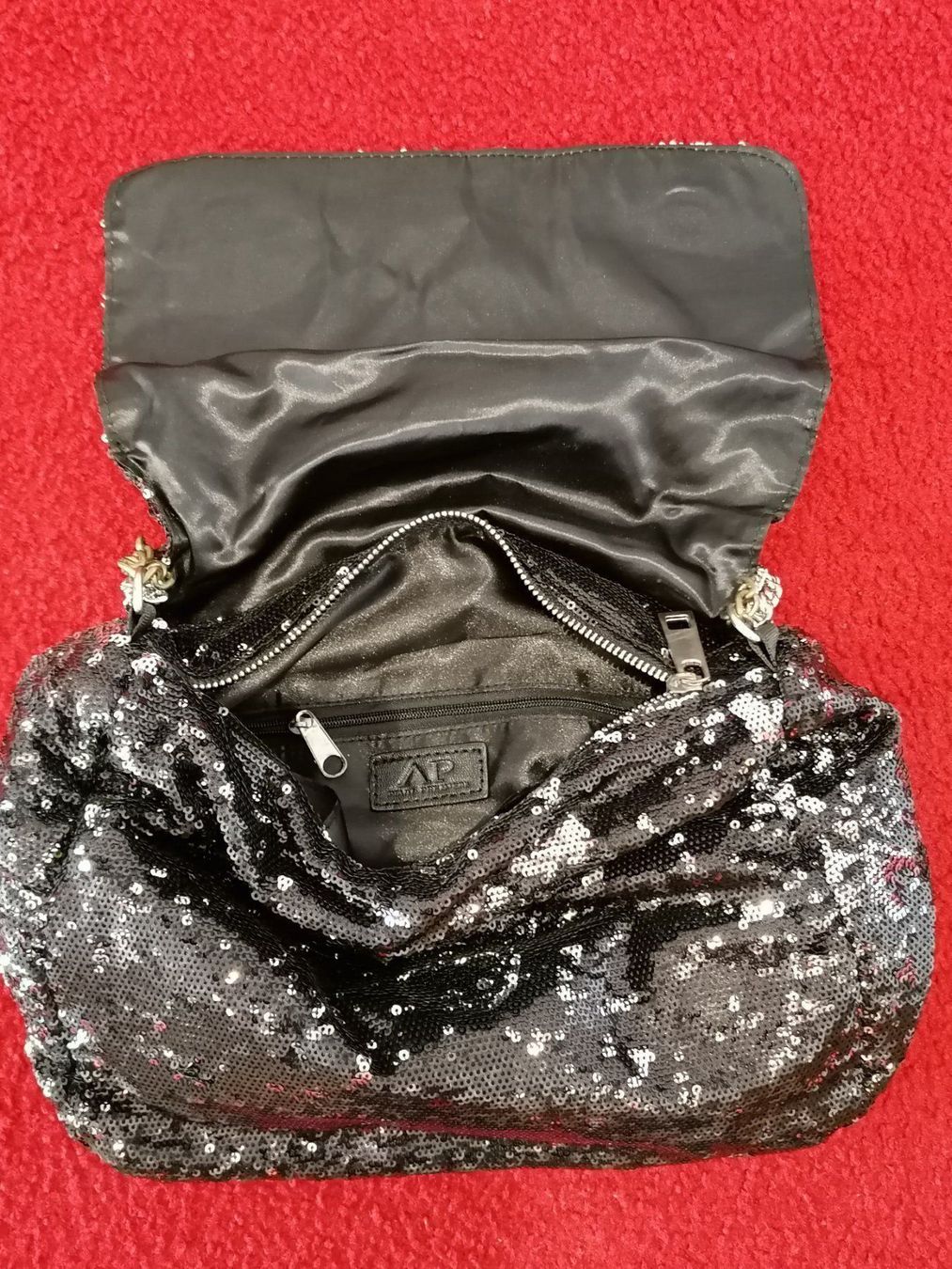 Borse da donna: Handtasche Glitter schwarz-silber – Nuovo (secondo la descrizione) da Muri AG venduto da goodmood17 5