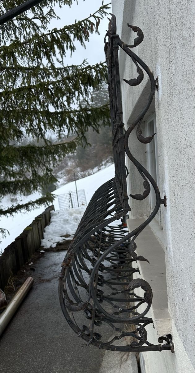 Griglie e Inferriate: geschmiedetes Fenster-Eisengitter von 1965 – Usato da Unterägeri venduto da tropfnass 2