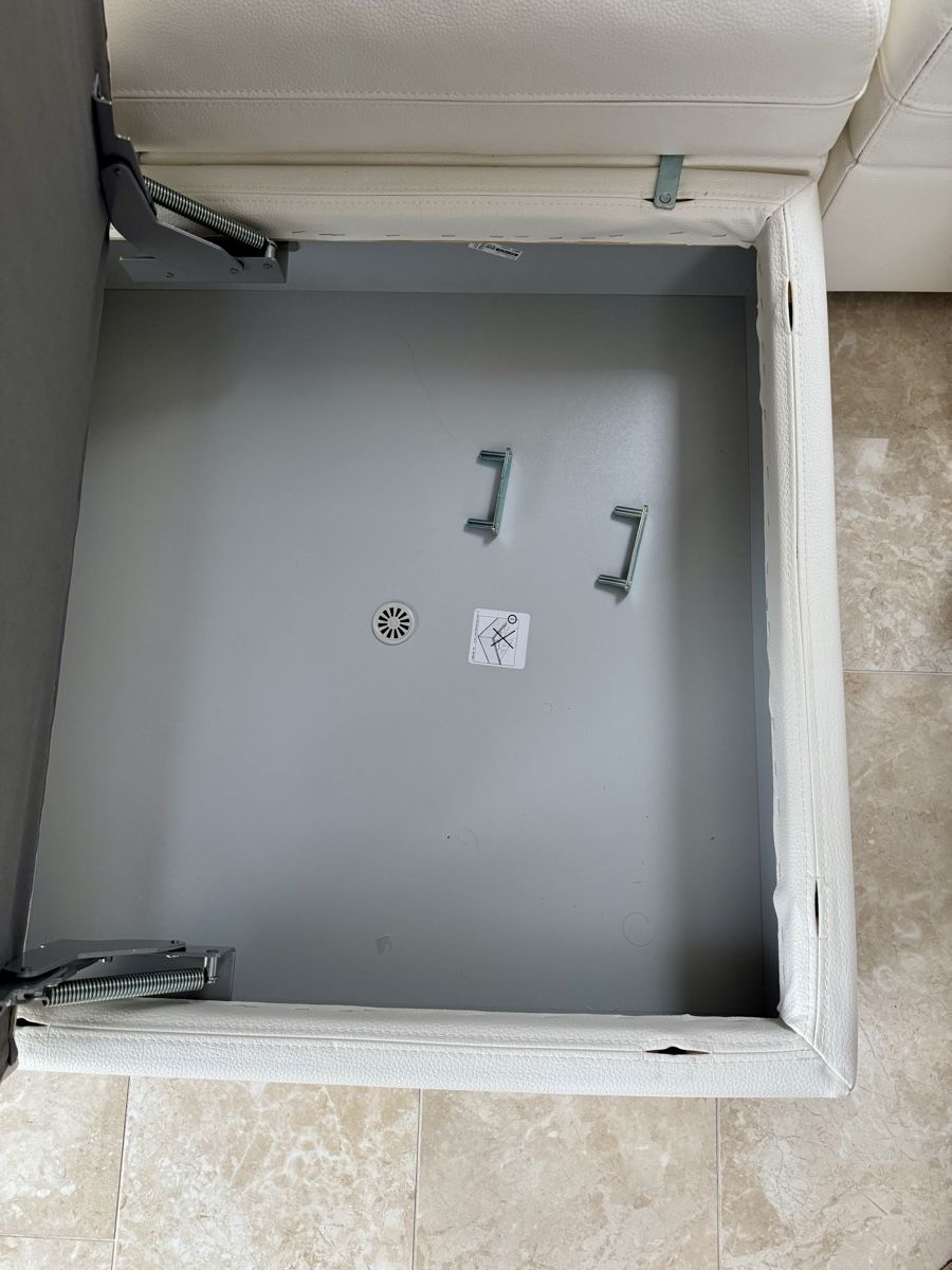 Ikea Divani: IKEA Vallentuna Leder Sofa Weiss – Usato da Rudolfstetten venduto da helenico23 6