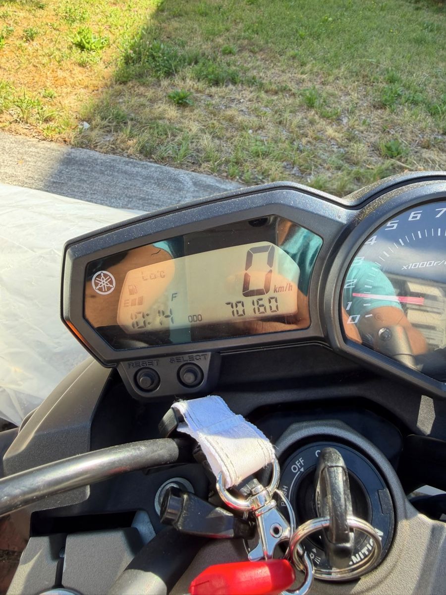 Yamaha Autres: Yamaha XJ6N Motorrad – D'occasion à Winterthur par Senn-Uhren 8