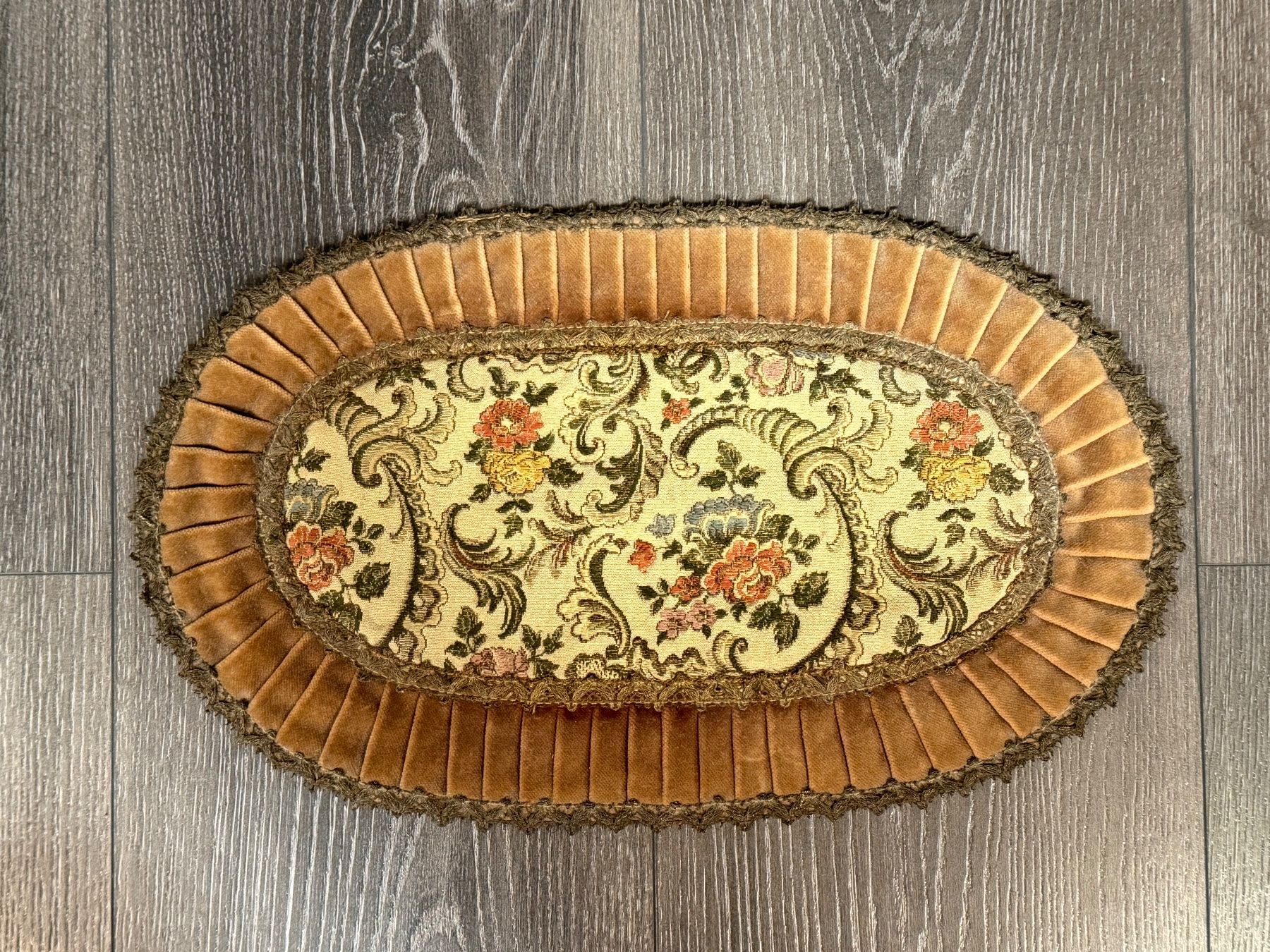 Tutte le decorazioni: 3 Set Handarbeit Tischdeckchen Samt Zierdeckchen – Usato da Itingen venduto da uhu777 4