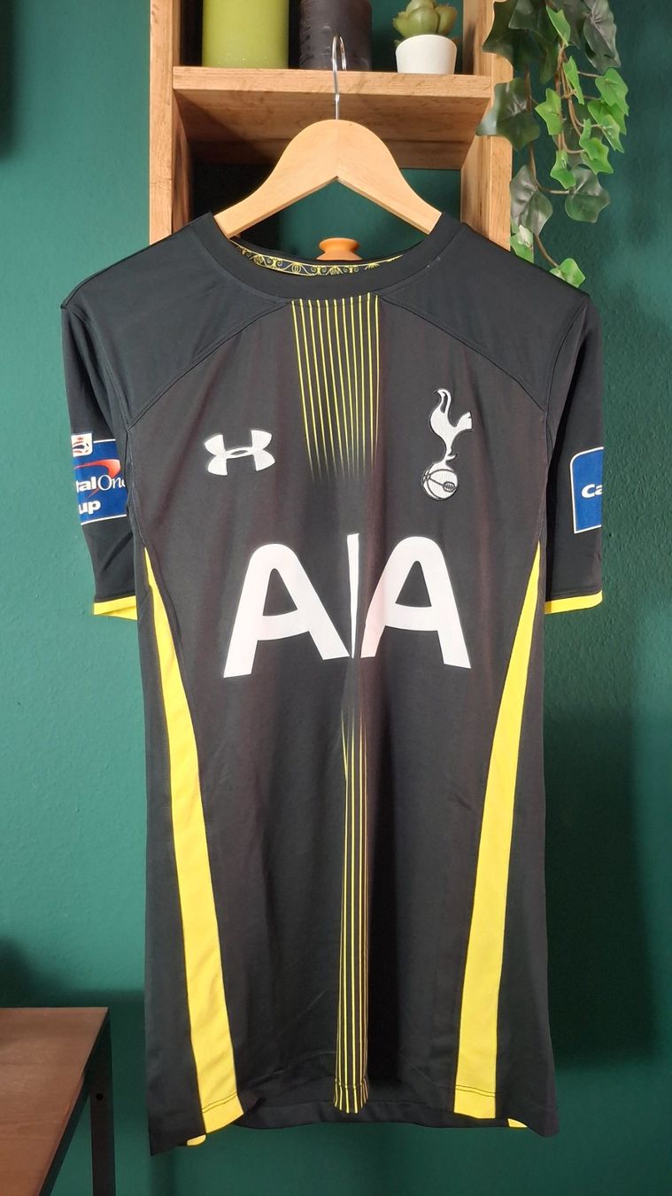 Under Armour Canottiere & Pantaloni: Tottenham maillot de football version pro – Usato da Yverdon-les-Bains venduto da flo_8fgr