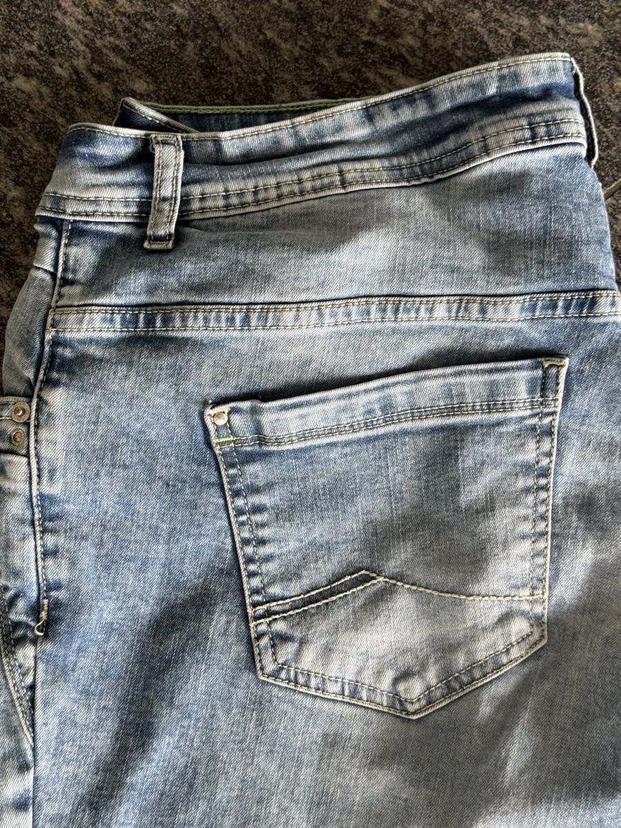 Cecil Jeans: Jeans DENIM / Cecil / blau / Gr. 32 – Gebraucht aus Morschach von jeanhenrifabre 4