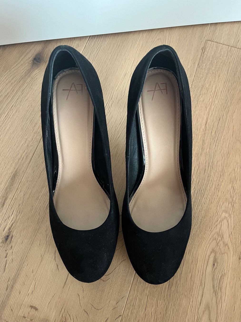 Scarpe da donna: Absatzschuhe Schwarz – Usato da Rupperswil venduto da jro_89b6 3