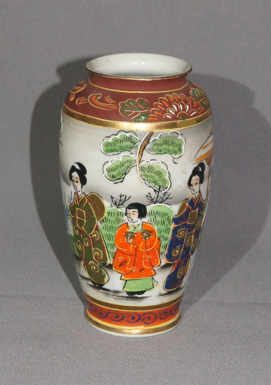 Vasi & Recipienti: Satsuma-Vase mit 4 Personen – Usato da Geroldswil venduto da ARTEFACTO