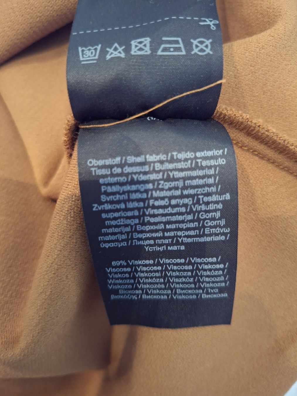 Comma T-Shirts: elegantes Top – Neu (gemäss Beschreibung) aus Hausen AG von Emirfinn 3