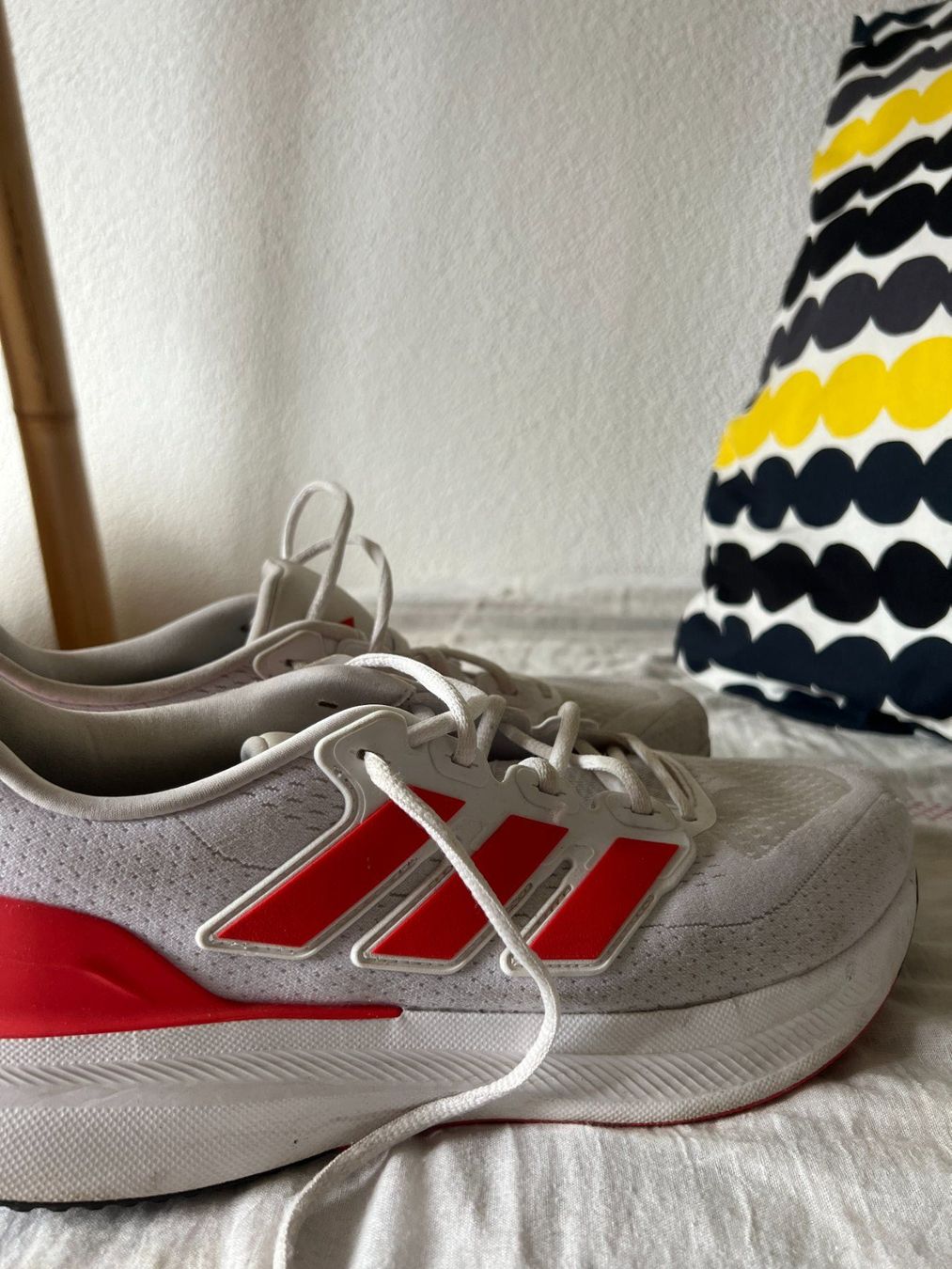 Adidas Herrenschuhe: Adidas Laufschuhe EU46 – Gebraucht aus Bern von smb_c65w