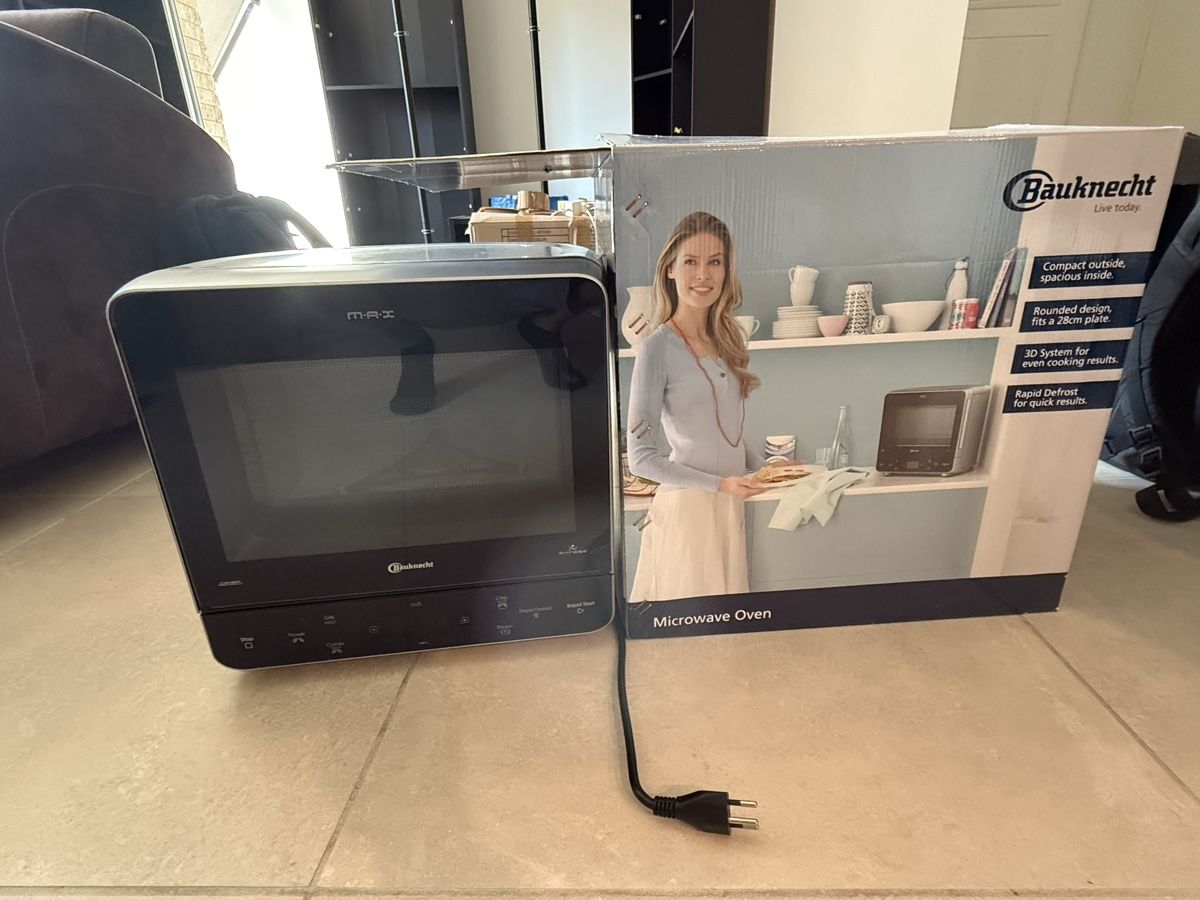 Bauknecht Backöfen: Bauknecht Microwave Oven compact design in box – Neu (gemäss Beschreibung) aus Coldrerio von Crivelli
