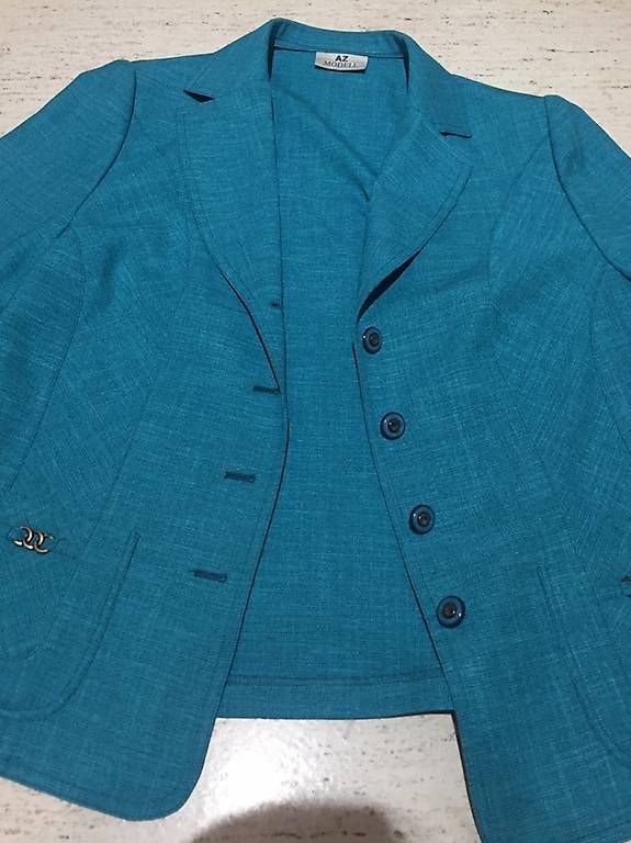 Jacken: Azur-blauer Damenblazer (42) – Gebraucht aus Montlingen von jos_2rwv 1