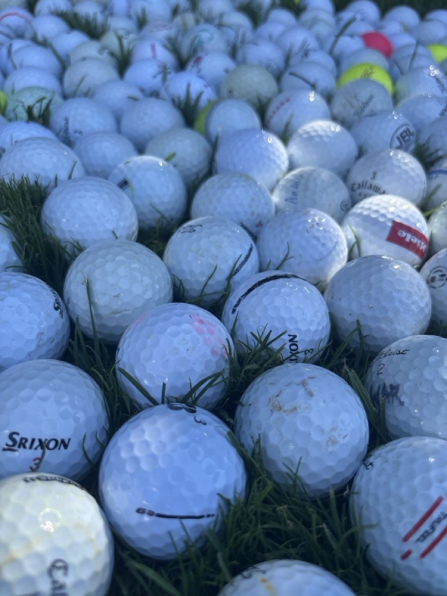 Ballons: Rund 310 Gebrauchte Golfbälle – D'occasion à Hüttikon par sgt79 2