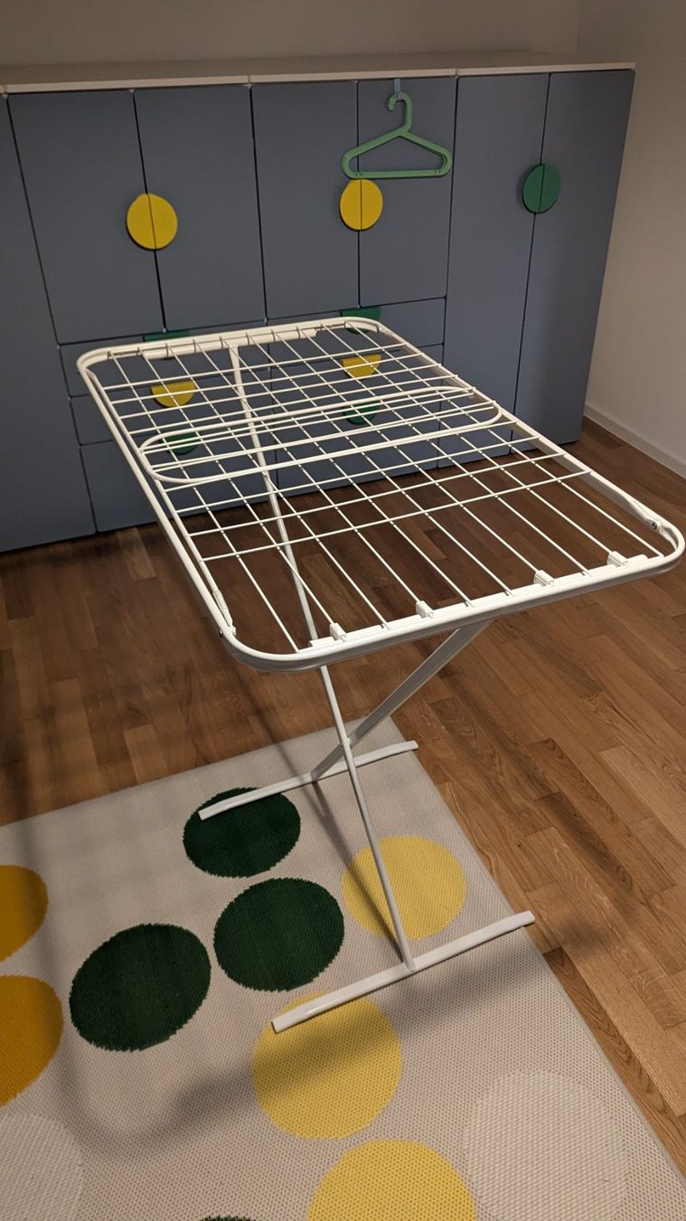 Ikea Stenditoi: MULIG Wäschetrockner, innen/außen – Usato da Zürich venduto da ann_6gcx 1