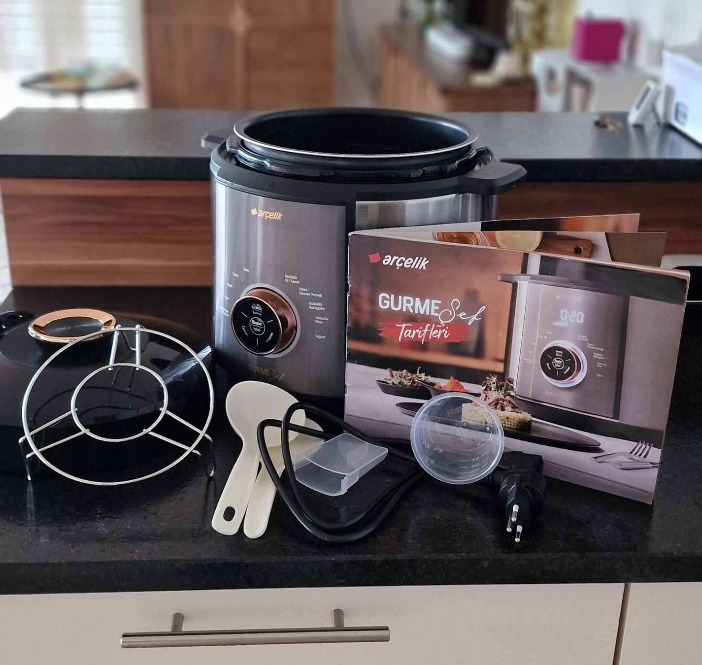 Elettrodomestici da cucina: Arcelik Multi Cooker, neuwertig, wenig gebraucht! – Nuovo (secondo la descrizione) da Rorschach venduto da ulr_bwc2