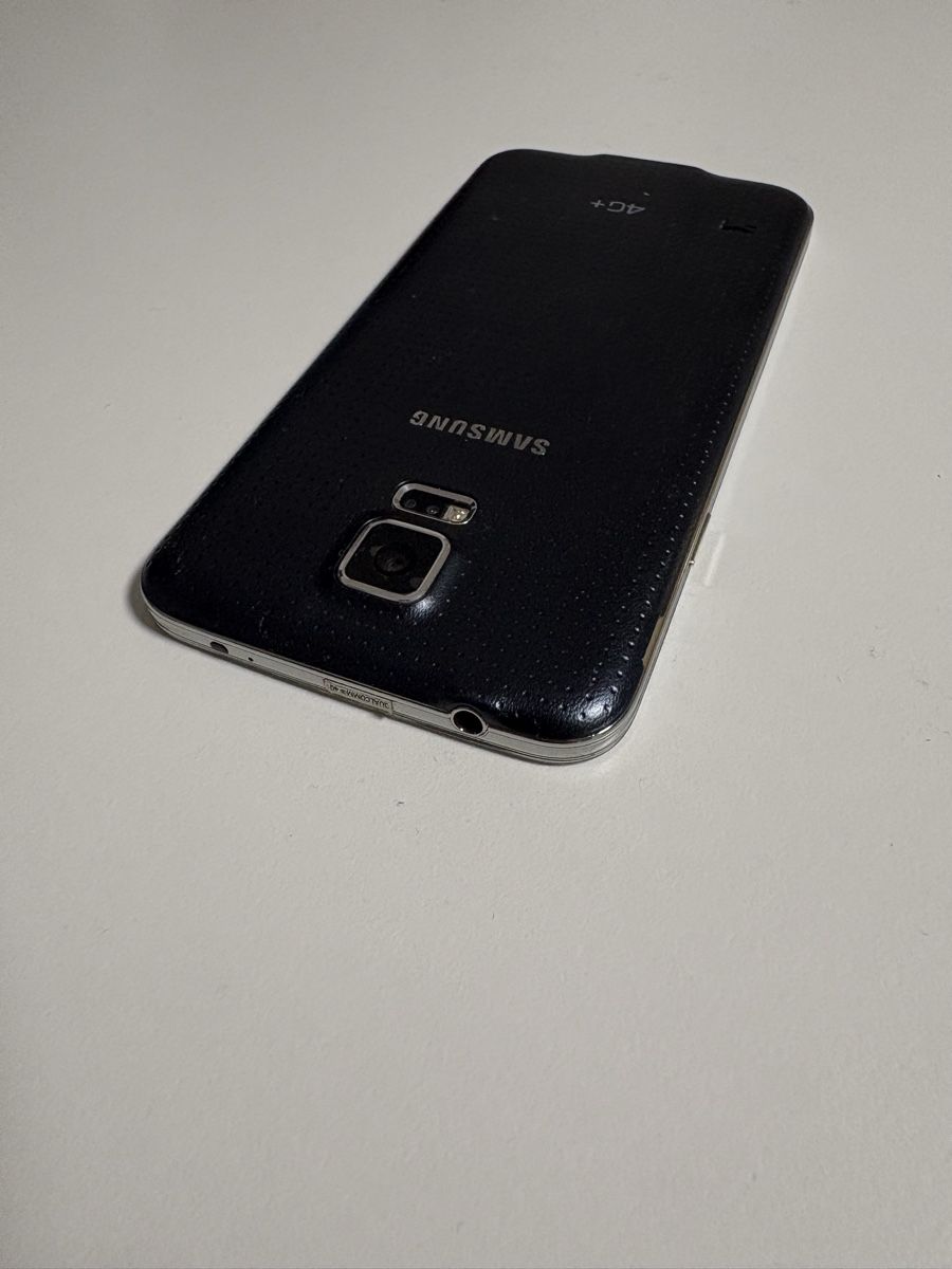Samsung Telefoni cellulari / Smartphones: Samsung Galaxy S5 – Usato da Rümlang venduto da svent 4