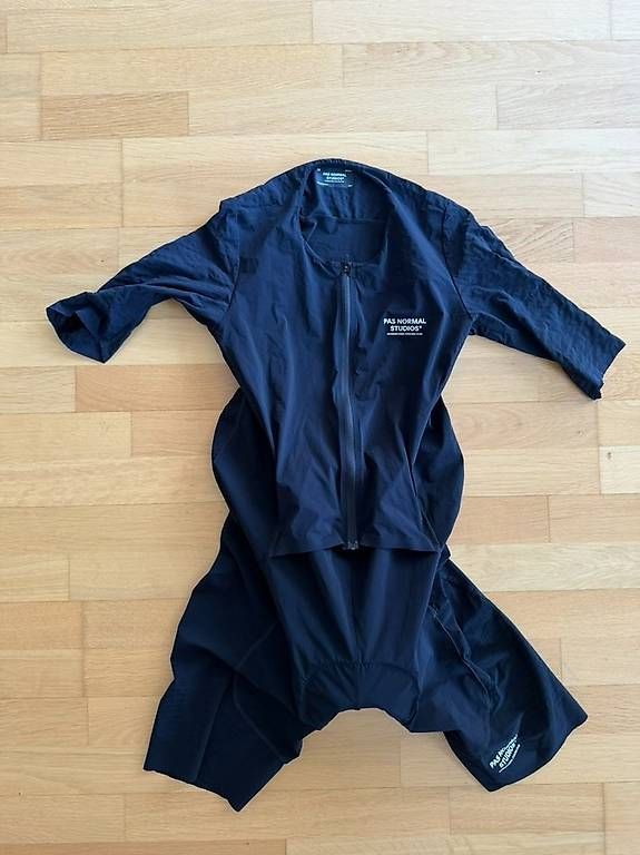 Pas Normal Studios Canottiere & Pantaloni: Pas Normal Studios Mechanism Pro Speedsuit - Men - Grösse M – Usato da Zürich venduto da mariusgrieder
