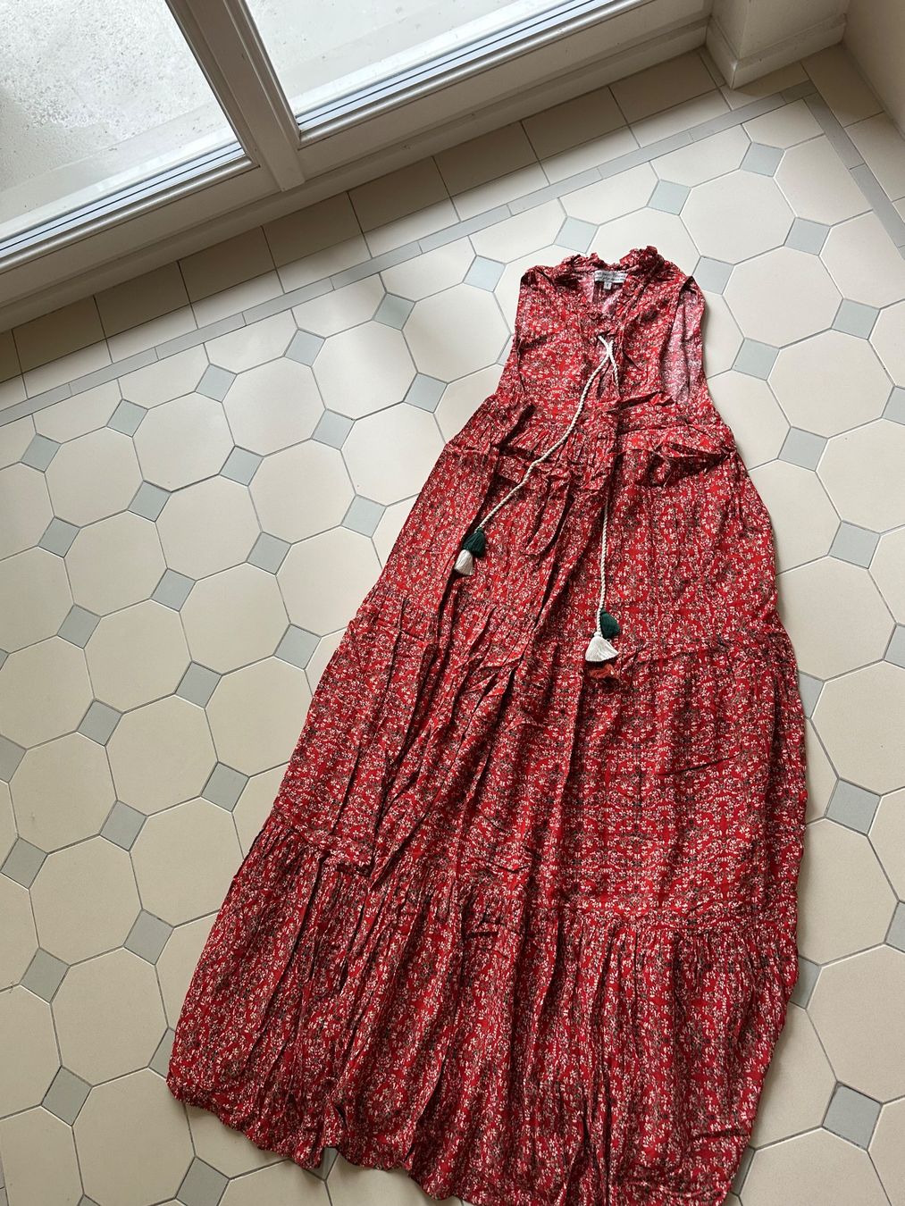 Vestiti: Maxi Kleid Rot – Usato da Zürich venduto da aow_8p7m