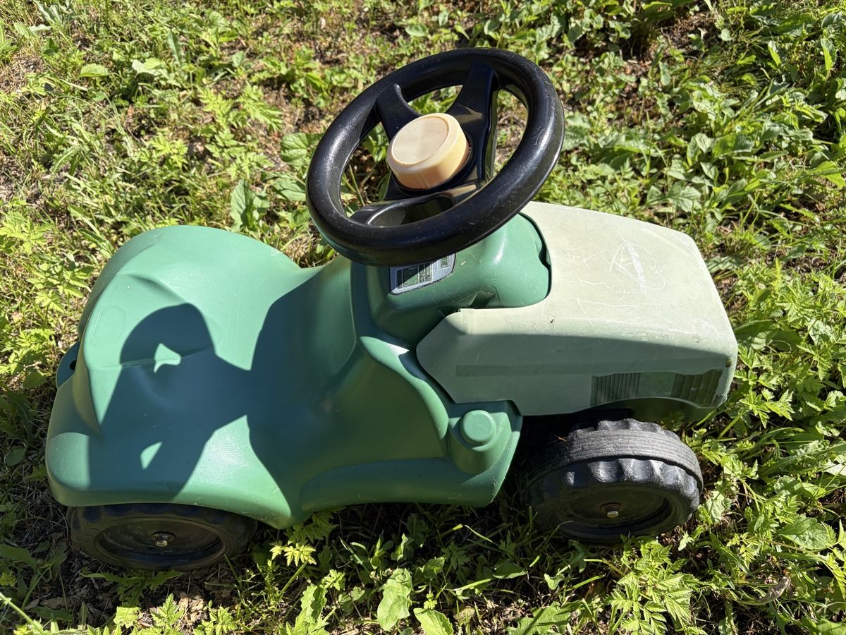 Veicoli per bambini: Traktor für Kleinkinder  – Usato da Zürich venduto da aqualina77 2