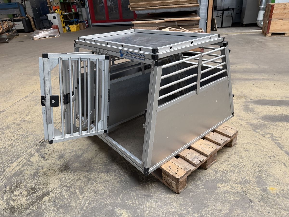 Gabbie, trasporto & Sicurezza: Hundebox 2-fach – Usato da Mauren venduto da clo_p7p5 2
