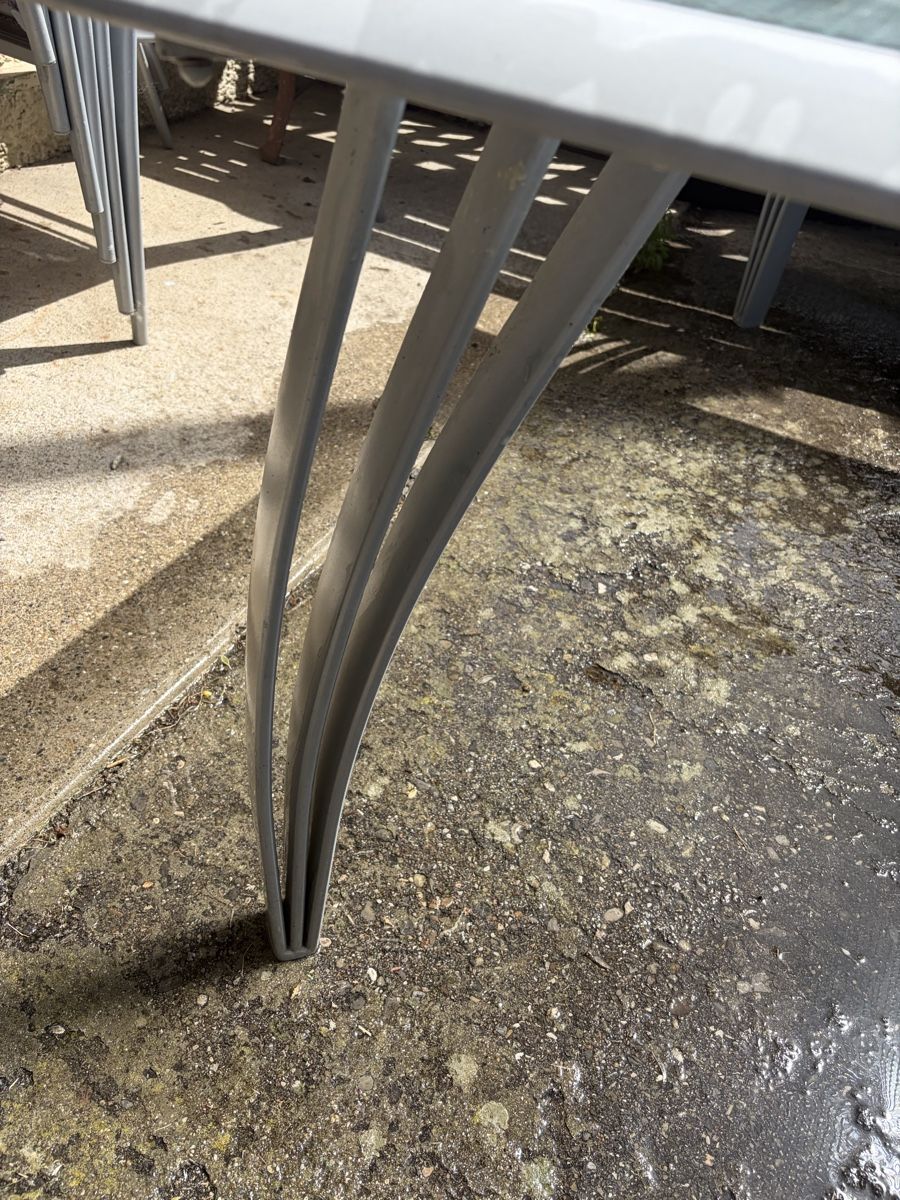 Set de table et chaises: Table et chaises de terrasse – D'occasion à Orsonnens par cdms57 4