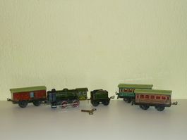 KBN " Uhrwerk Lok mit Tender und 3 Wagen alle KBN= Karl Bub