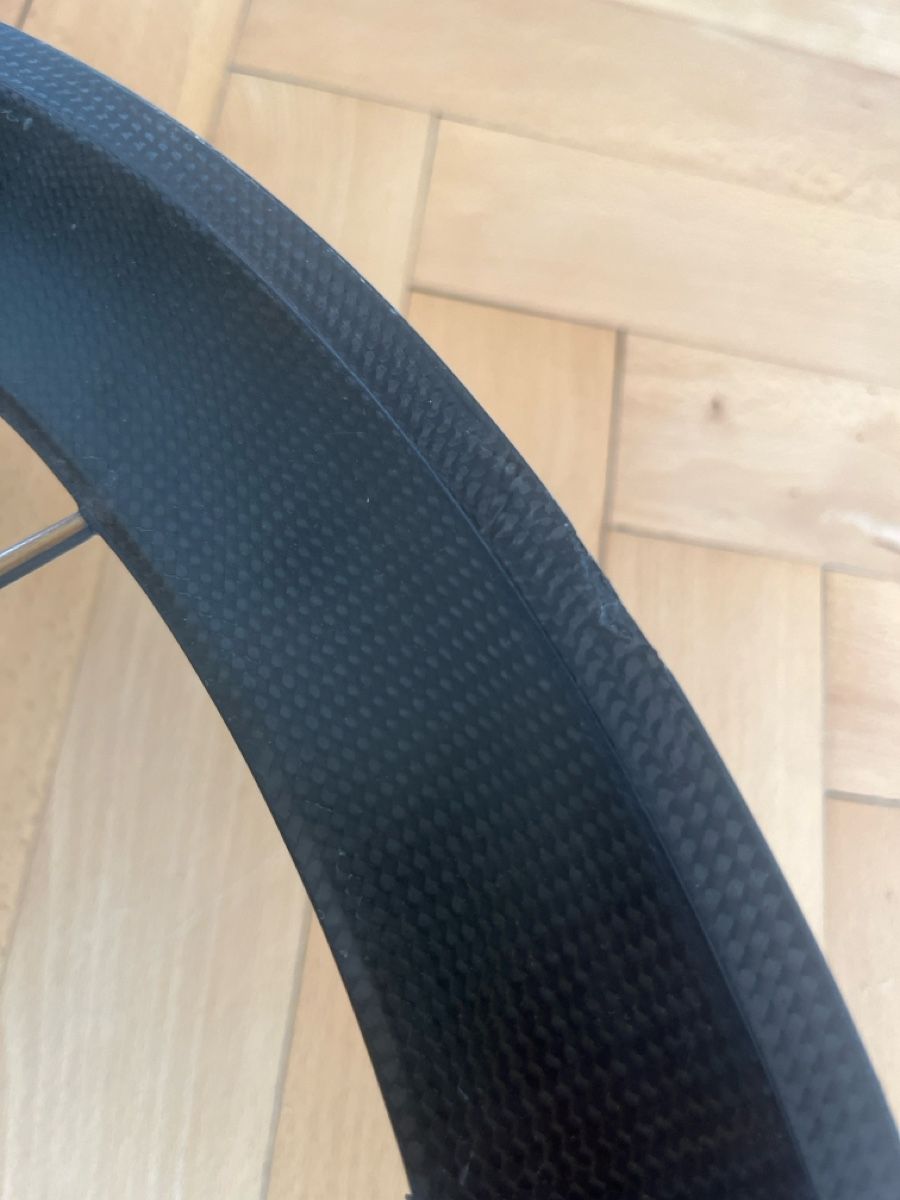 Pezzi di ricambio: Radsatz Lightweight Obermayer Carbon Rennrad  – Usato da Luzern venduto da Cristallina0 1