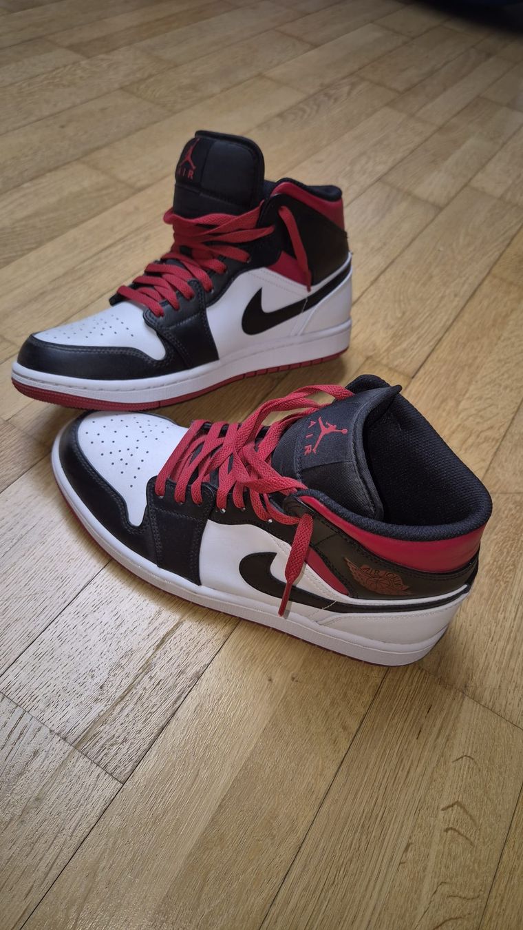 Nike Herrenschuhe: Nike AirJordan 1 – Neu (gemäss Beschreibung) aus Utzenstorf von earndt16