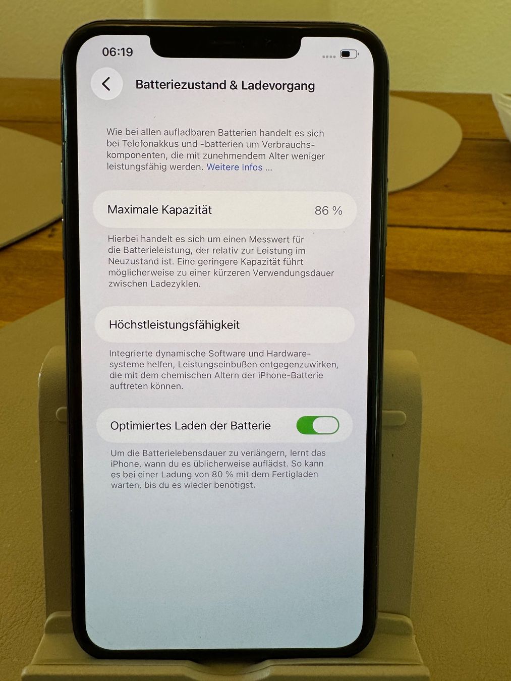 Apple Handys / Smartphones: iPhone 11 Pro Max – Gebraucht aus Adliswil von Busys 2