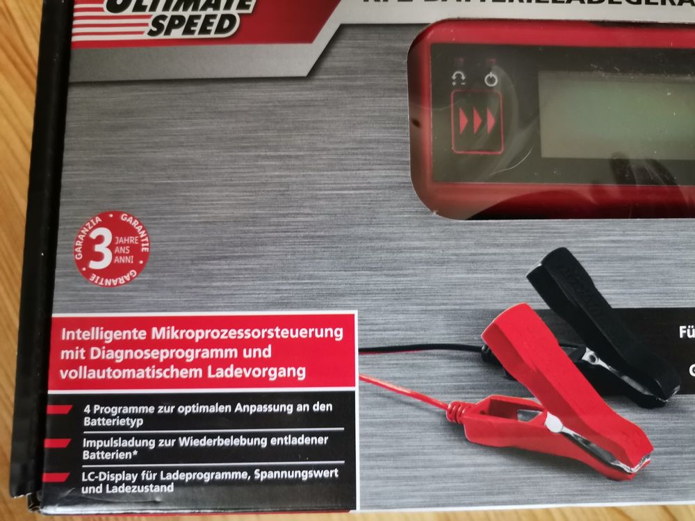 Ultimate Speed Batterieladegerät 5A – Für 6V & 12V Auto- & Motorradbatterien