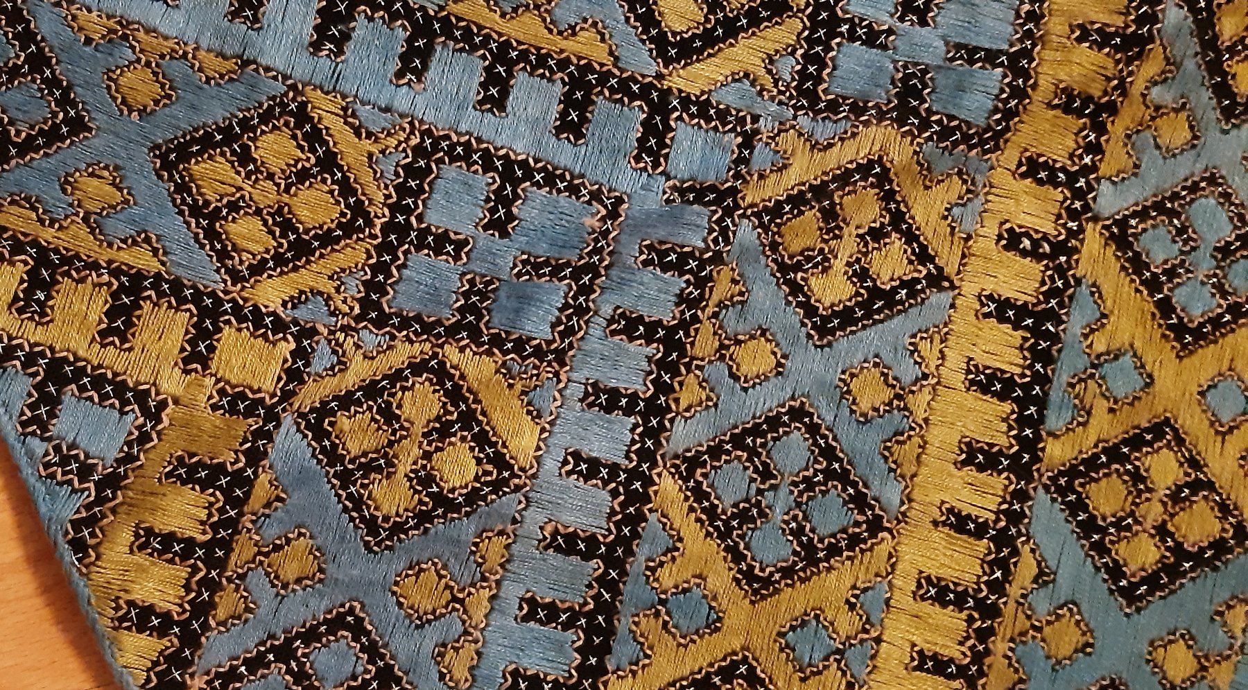 Foulards, Tücher & Schals: Magnifique châle perse en triangle avec franges – Neu (gemäss Beschreibung) aus Champvent von lallina1974 1