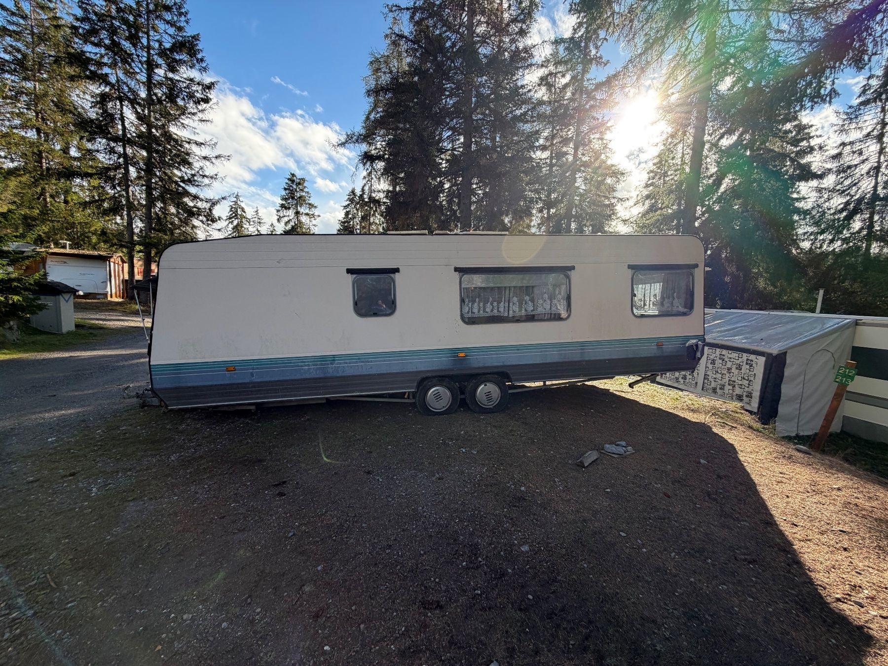 Adria Véhicules de camping: Adria Wohnwagen – D'occasion à Ried-Brig par inf_k7jw 8