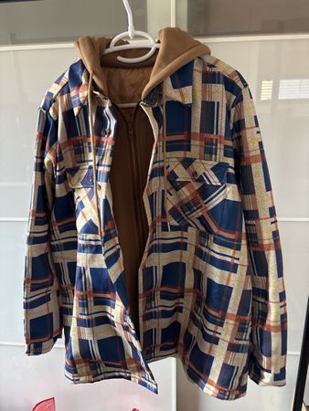 Jacke mit Kuputze Gr. L