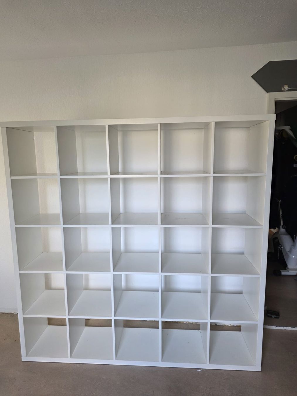 Ikea Scaffali: Nur 1 IKEA KALLAX Regal 5x5 – Usato da Hergiswil NW venduto da swi_zcd7 2