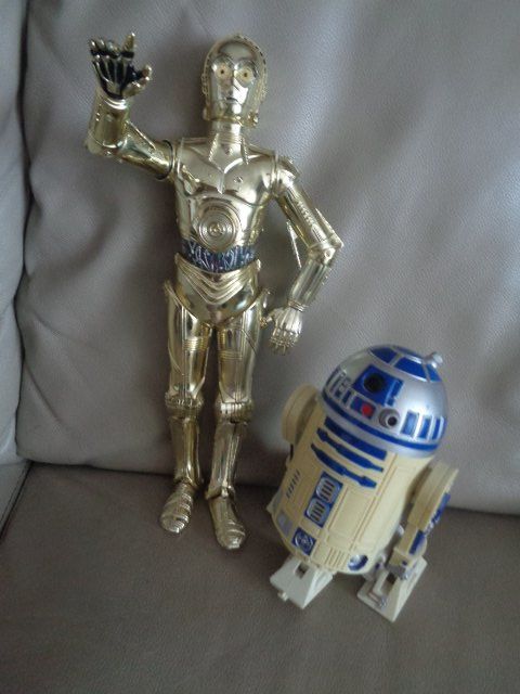 Hasbro Giocattoli: Star Wars Hasbro c3po  r2d2 – Usato da sargans venduto da Angamar