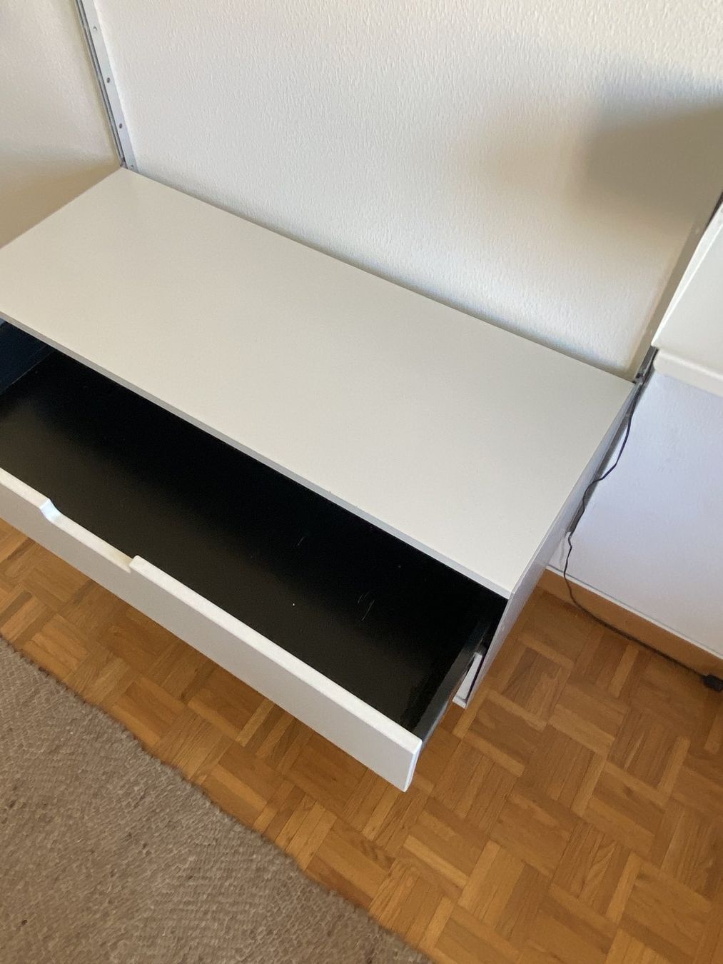 Vitsoe Étagères: Vitsoe 606 Regalsystem (Dieter Rams) Grauweiß – D'occasion à Pully par K_Kuhn 4