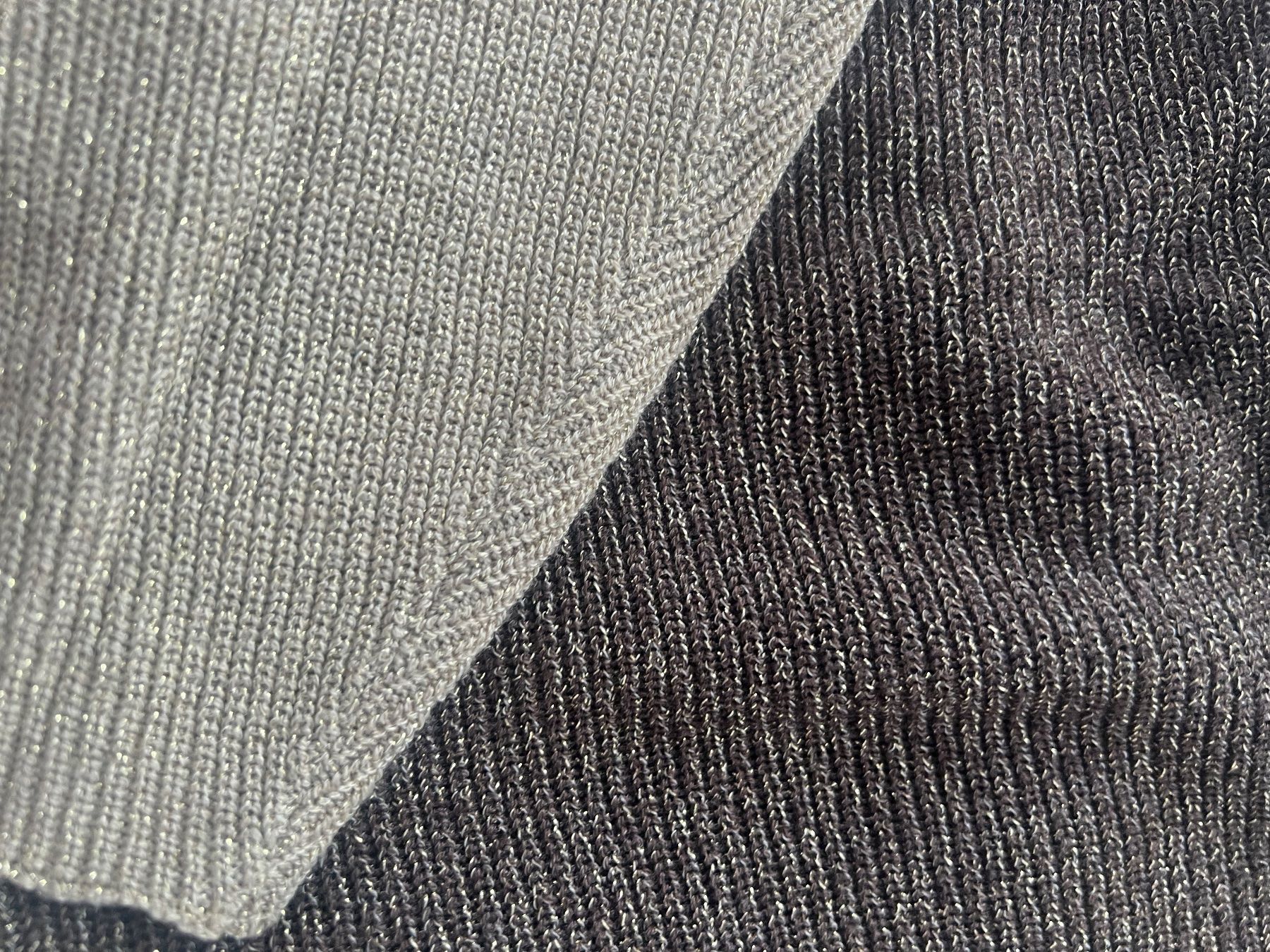 Pullover & Sweatshirts: Stylish Fall Sweater in Earth Tones, M/L – Gebraucht aus Aarau von mic_5bxt 1