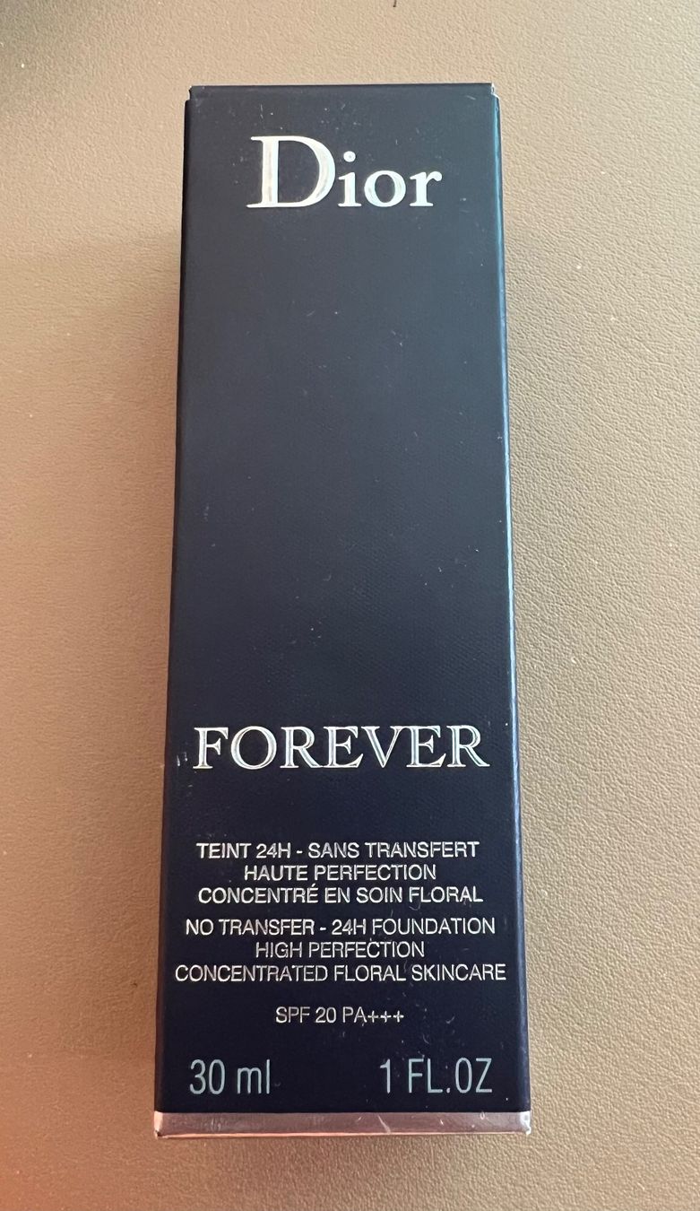 Dior Make-up: Dior Forever foundation (4WP Warm Peach) 30 ml – Nuovo e nell'imballaggio originale da Meilen venduto da Texas1957 4