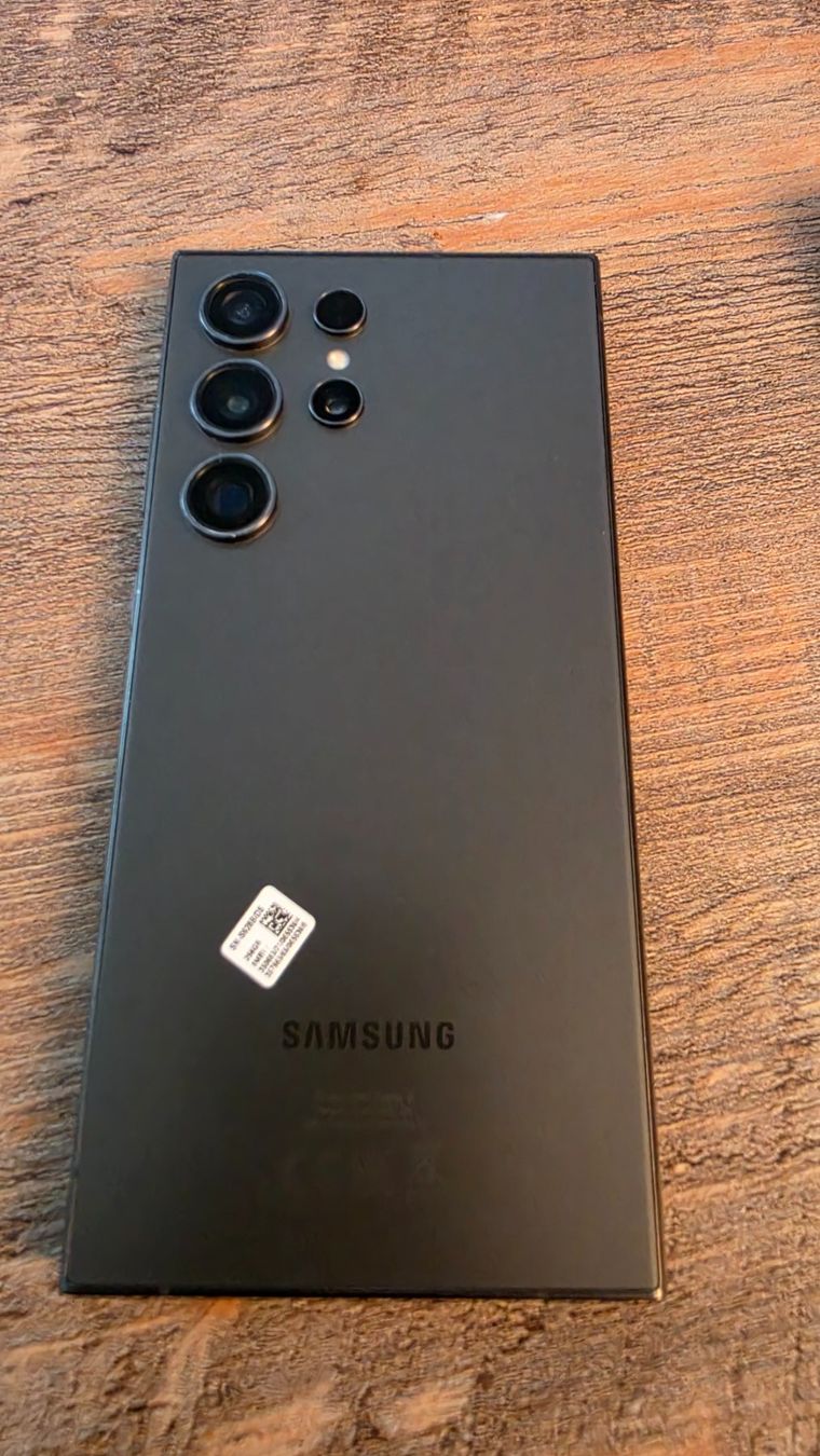 Samsung Telefoni cellulari / Smartphones: Samsung Galaxy S24 Ultra 256Gb – Usato da Winznau venduto da johny_wayne 2