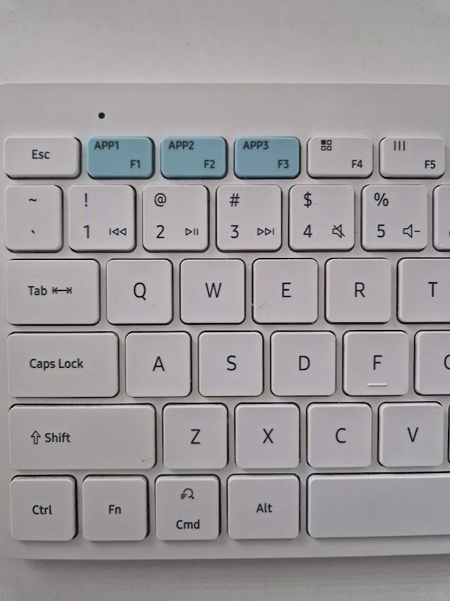 Samsung Tastiere: Samsung Smart Keyboard Trio 500 – Usato da Dübendorf venduto da Olenaaa 3