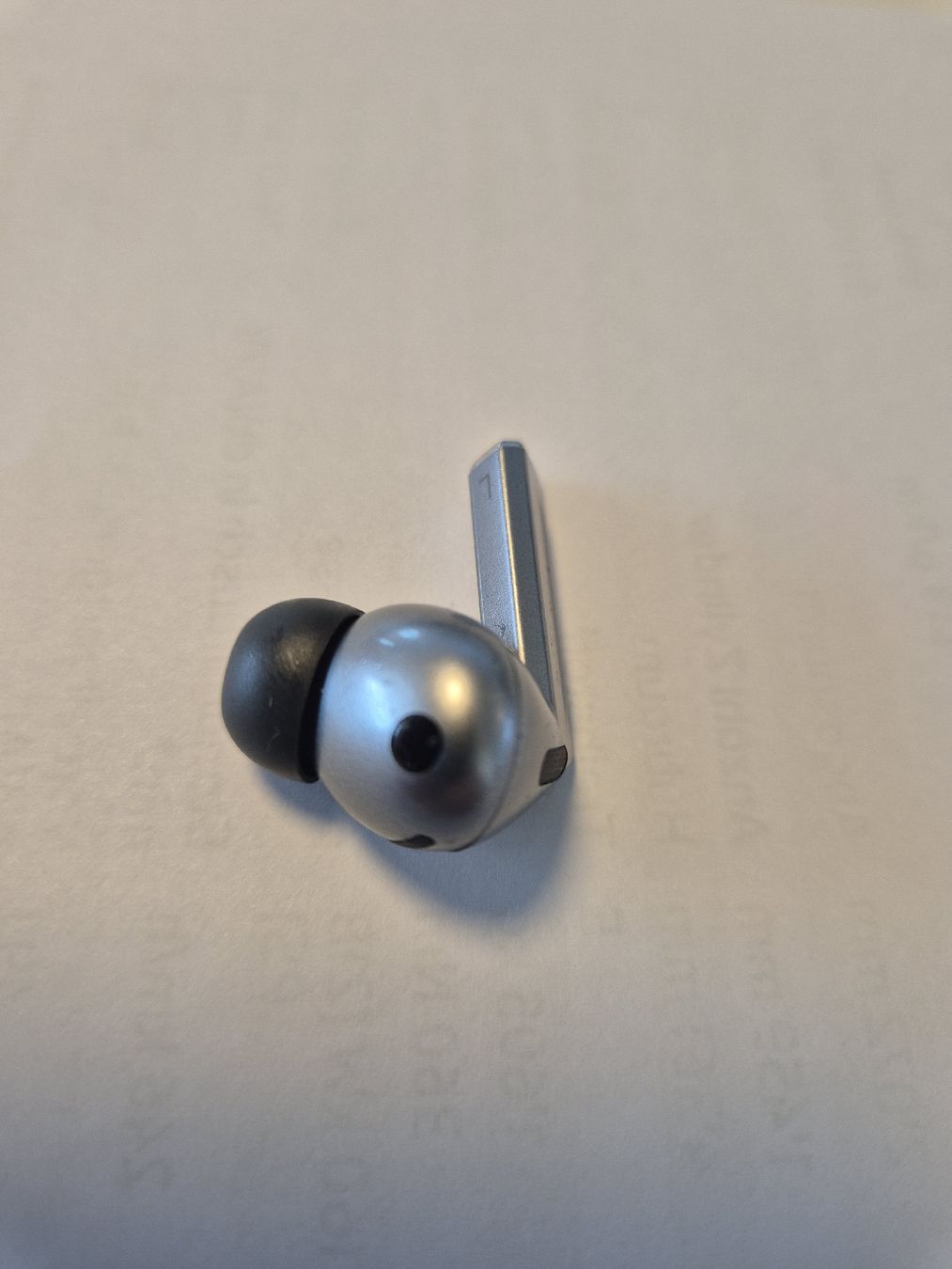 Samsung Kopfhörer: Galaxy Buds 3 Pro - Kopfhörer links – Gebraucht aus Zürich von Corrosion 3