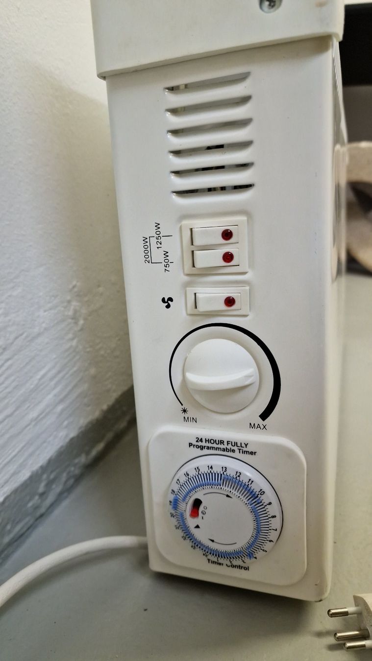 Radiatori: Mobiler Heizkörper/ Elektro-Konvektor – Usato da Beinwil am See venduto da amanda12345 3