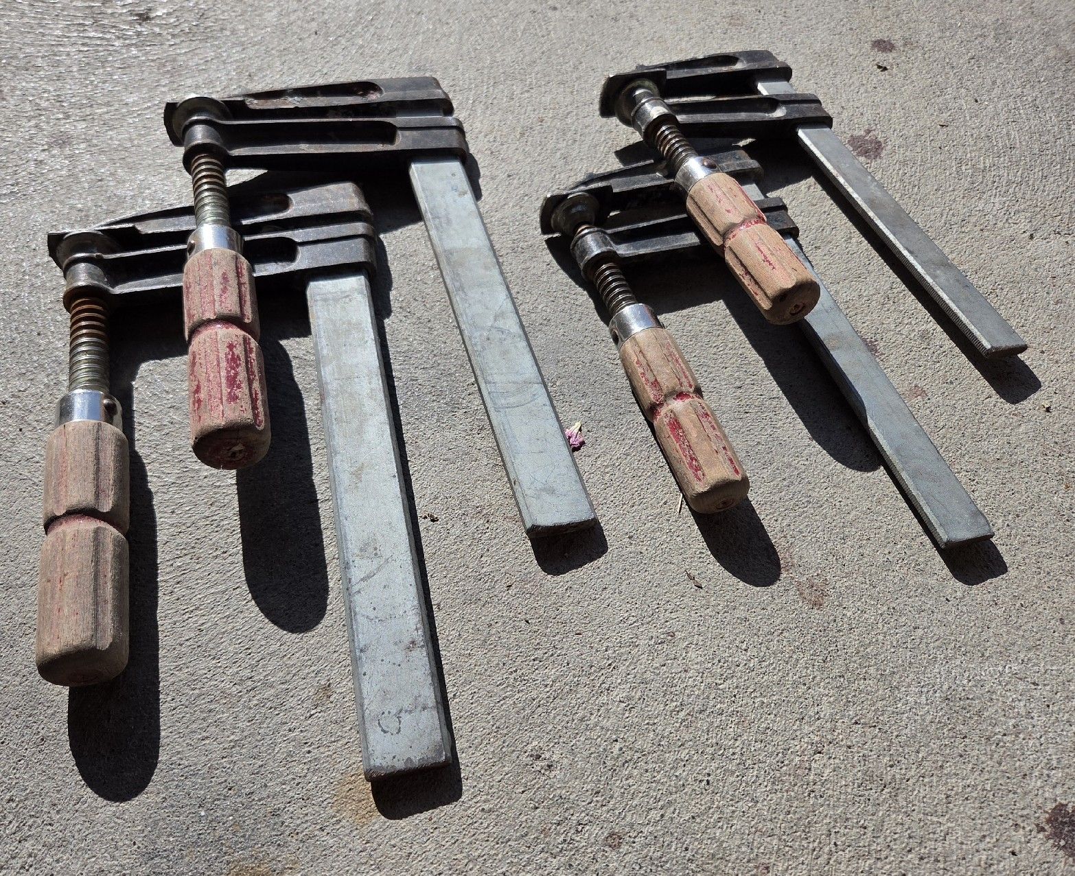 Tous les outils: 4x Schraubzwingen – D'occasion à Klingnau par Groofty69