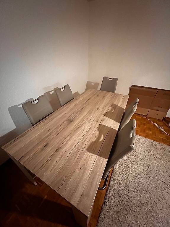 Set di tavolo e panche: Table et chaises – Usato da Yverdon-les-Bains venduto da fon_5pws 1